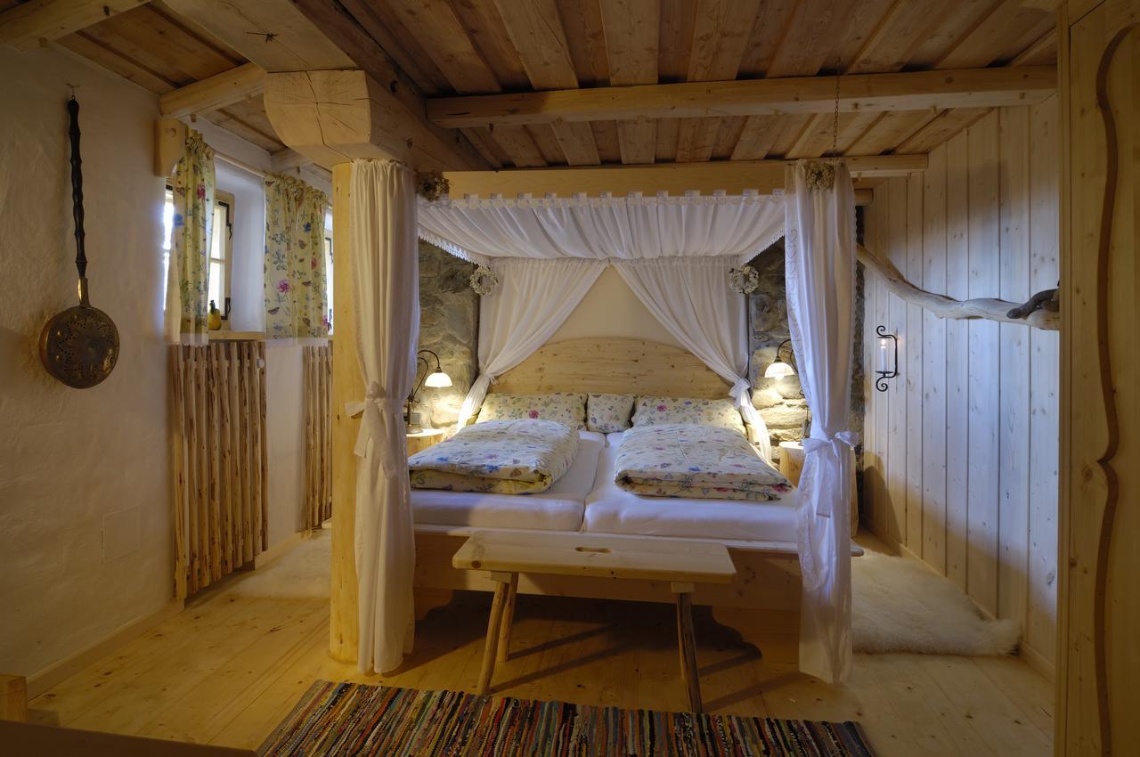 Almdorf Seinerzeit Hotel Wiedweg Kültér fotó