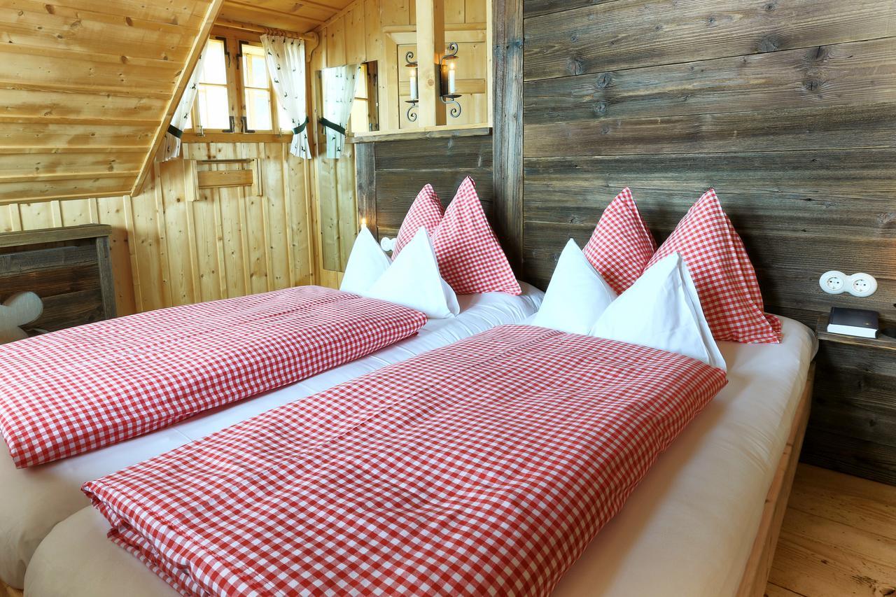 Almdorf Seinerzeit Hotel Wiedweg Kültér fotó