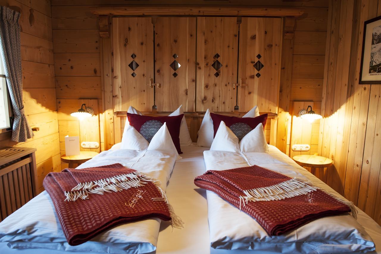 Almdorf Seinerzeit Hotel Wiedweg Kültér fotó